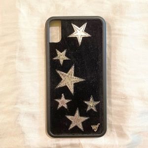 Wildflower Black Velvet Star Phone Case